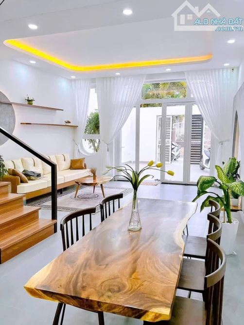 BÁN NHÀ PHỐ ĐẸP 1 TRỆT 1 LẦU – 70M² – GẦN QUỐC LỘ 1A TÂN AN LONG AN – GIÁ 2 TỶ 150 – SHR - 1