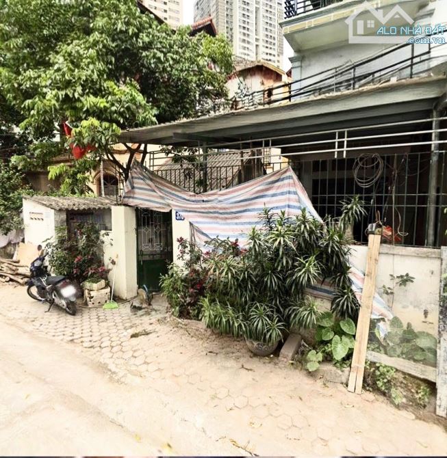 #HÀĐÔNG- BÁN ĐẤT TẶNG NHÀ-GIÁĐẦU TƯ-TẠI MẶT PHỐ NGÔ QUYỀN- GẦN NGÃ TƯ-LÊ TRỌNG TẤN LA KHÊ - 1