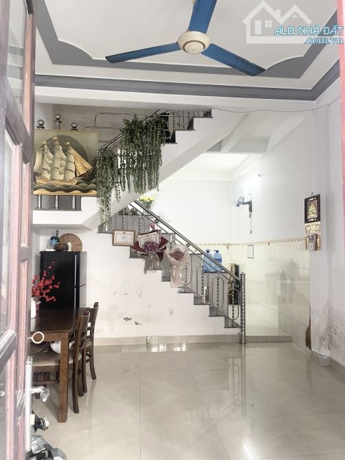 Gấp Bán Ô Tô Tô Hiến Thành, Biển Mỹ Khê, 40m2, 3 Tầng, nhỉnh 4 tỷ - 1