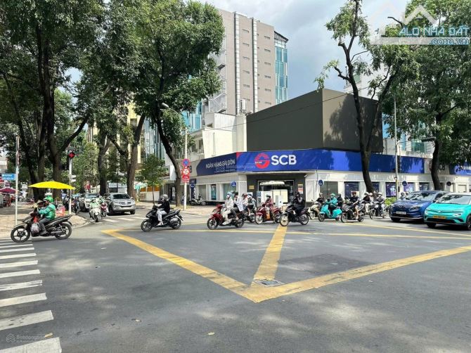 BÁN SIÊU BẤT ĐỘNG SẢN MẶT TIỀN NGUYỄN THỊ MINH KHAI, QUẬN 3 - 1