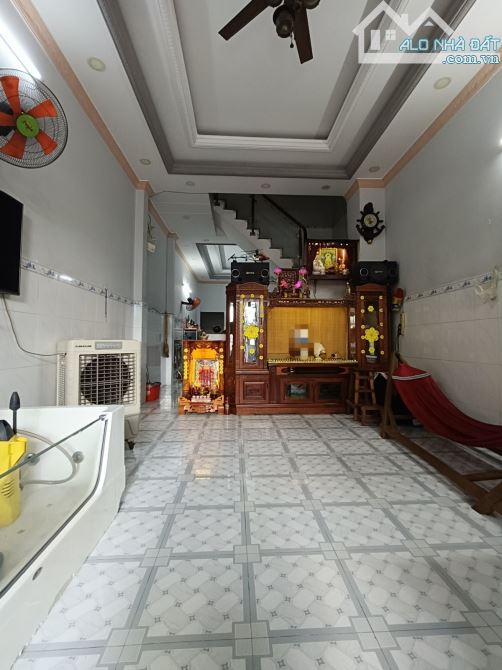 BÁN NHÀ TÂN QUÝ - HẺM Ô TÔ 7 CHỔ - 75M2 - 2 TẦNG ĐÚC - NHỈNH 5 TỶ - 1