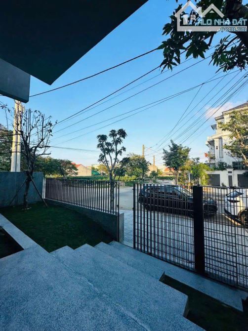 SIÊU PHẨM Biệt Thự– Mặt tiền NGUYỄN VIẾT SONG, XUÂN HÒA –CẠNH ECOGARDEN, TP. HUẾ - Giá 8,x - 1