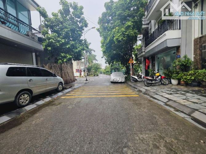BÁN ĐẤT TĐC THƯỢNG THANH,PHÂN LÔ,VĨA HÈ,KINH DOANH, 74m2,Mt 5,6m.Giá chỉ 14,3 tỷ - 1