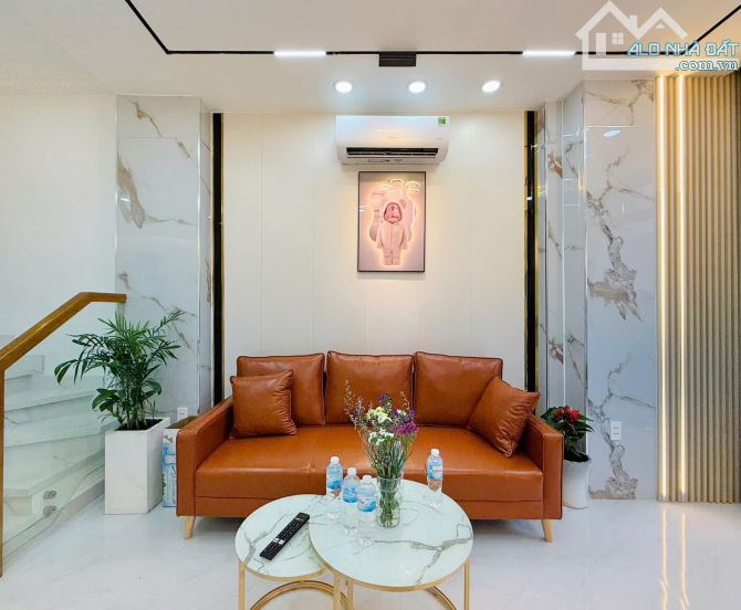 🧧 Sổ Hồng Trao Tay !! sở hữu ngay căn nhà đường Lê Minh Xuân - Tân Bình / Giá 2 Tỷ 650 - 1