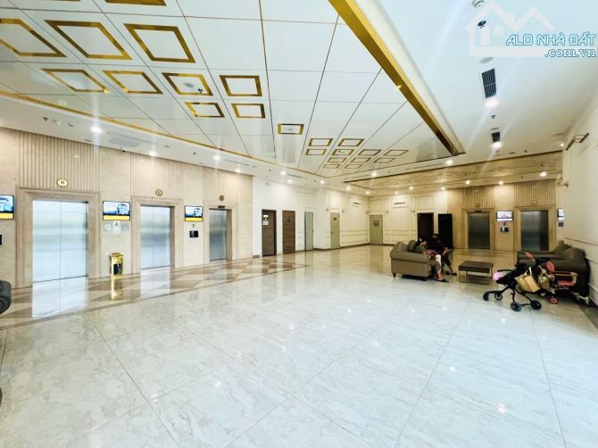 SIÊU PHẨM MẶT PHỐ NGỌC THỤY, DT320M2, MT12M, VỈA HÈ RỘNG, LÔ GÓC,Ô TÔ TRÁNH,GÍA 3X TỶ - 1