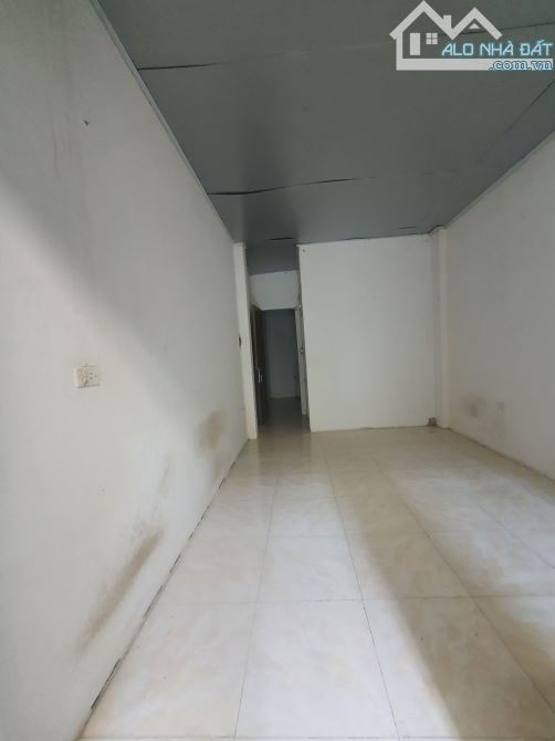 CẦU GIẤY 34M² – 15M RA Ô TÔ – TRUNG TÂM – GIÁ ĐẦU TƯ – 5.85 TỶ - 1