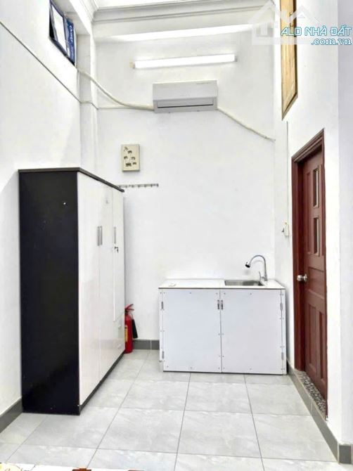 BÁN TOÀ CĂN HỘ 4 TẦNG ĐƯỜNG HÀN THUYÊN - PHÁP LÝ CHUẨN, DOANH THU  40TR/TH GIÁ CHỈ 11,X TỶ - 1