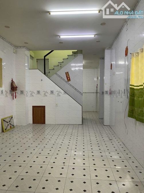 [Nhà ngay Khuông Việt, kế Kênh Tân Hóa - cách MT 10m - hẻm 3m - 3T 3PN 3WC - nhỉnh 5 tỷ - 1