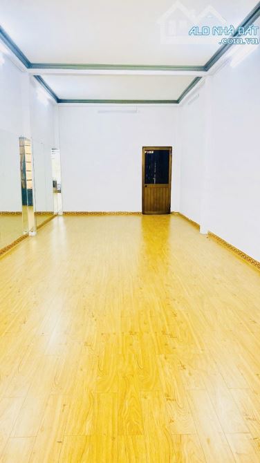 ❌LUỸ BÁN BÍCH - HẺM XE HƠI - DT 4X19M - 2 TẦNG -  GIÁ 8.1 TỶ❌ - 1