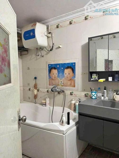Bác Chí đang cần bán nhà 4t,47m tại Tô Hiệu,HĐ, ngõ thoáng, ô tô gần chỉ 8t - 1