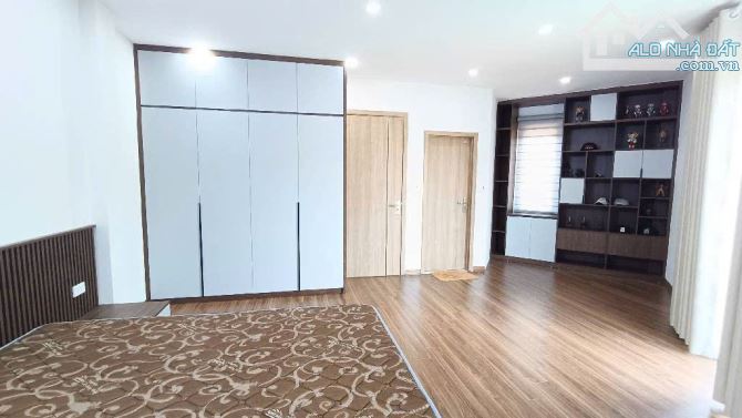 Chị gái em  bán nhà 5t,38m tại Cầu Am,HĐ,thang máy ,ô tô gần chỉ 8t - 1