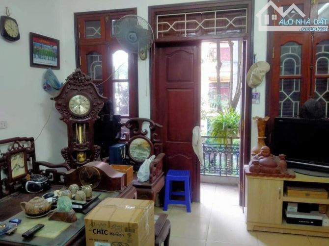 12 TỶ NHÀ MẶT NGÕ PHỐ DỊCH VỌNG 50M2 X 4 TẦNG CẠNH CÔNG VIÊN CẦU GIẤY - 1