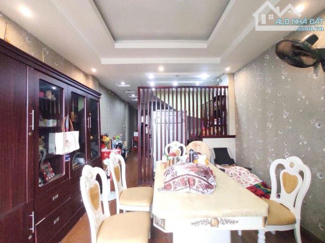 MẶT PHỐ AN DƯƠNG VƯƠNG 50M² – 5 TẦNG – VỈA HÈ RỘNG – KINH DOANH ĐỈNH – 16 TỶ - 1