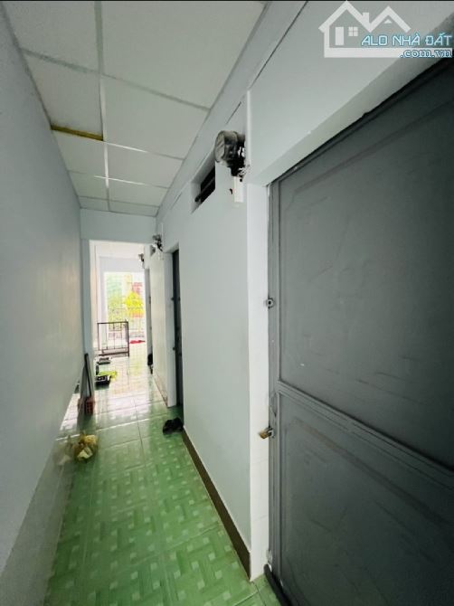 Bán nhà Tên Lửa 45m2 2 tầng công nhận đủ nhỉnh 6 tỷ - 1