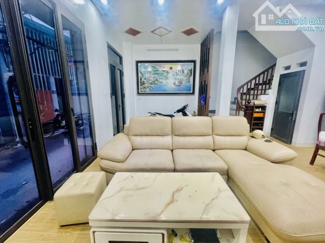 Bán nhà Tựu Liệt, Thanh Trì, Ô tô, gần phố, 42m2, 6.9  tỷ (CTL) - 1