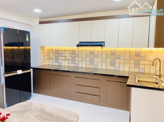 Nhà mới xây đẹp kinh khủng tọa lạc khu dân cư đáng sống. - 1