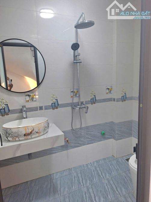 BÁN NHÀ QUAN NHÂN THANH XUÂN NGÕ THÔNG ĐỦ NỘI THẤT Ở NGAY DT 38M 6T 8.5TỶ - 1