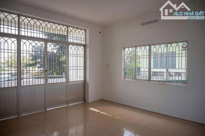 BÁN NHÀ TRỆT LẦU ĐƯỜNG TRẦN NGỌC QUẾ CÁCH ĐƯỜNG 30/4 CHỈ 60M , NINH KIỂU CẦN THƠ - 1