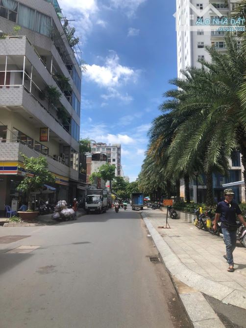 Tòa nhà văn phòng đối diện Chung Cư XI-Grand - Lý Thường Kiệt Q.10 , 7 tầng , Giá 29 tỷ - 1