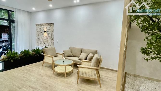 GIÁ CỰC TỐT! BÁN NHÀ 3 TẦNG MẶT PHỐ HOÀ CƯỜNG BẮC – FULL NỘI THẤT, VALI Ở NGAY – XÍU 8 TỶ - 1