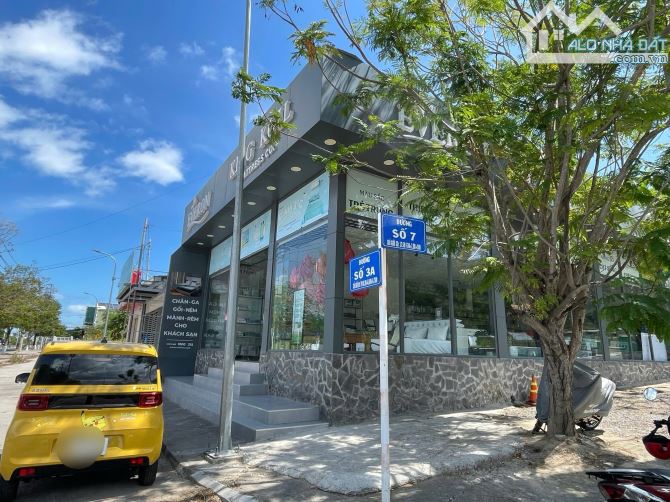 Bán lô góc mặt tiền Nguyễn Tất Thành, TĐC Hòn Rớ 2, Nha Trang  Diện tích 228.5m2 ngang 9m - 1