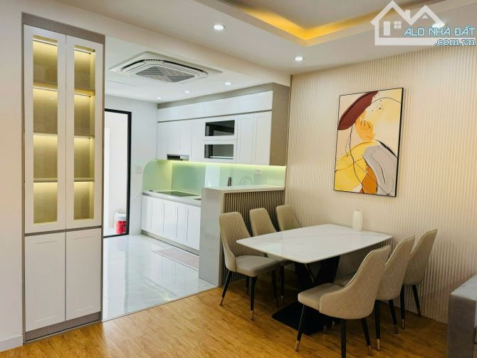 Bán Căn Hộ Sudico Mỹ Đình DT 152m 4PN Full NT SĐCC giá 59tr/m ở luôn hướng ĐN - 1