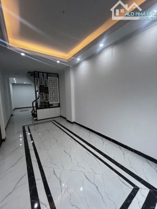 Bán nhà Trần Cung, 10m ô tô, sát phố, nội thất xịn sò, 34m2, 8.2 tỷ. - 1