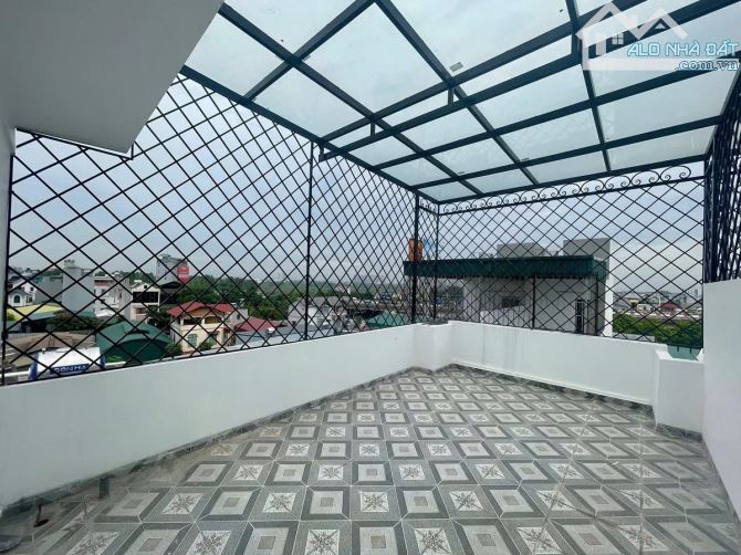 NHÀ ĐẸP MỚI NGÕ Ô TÔ CHÁNH Phố Bát Khối-Long Biên 45m2 X6 tầng X 9.3 TỶ. - 1