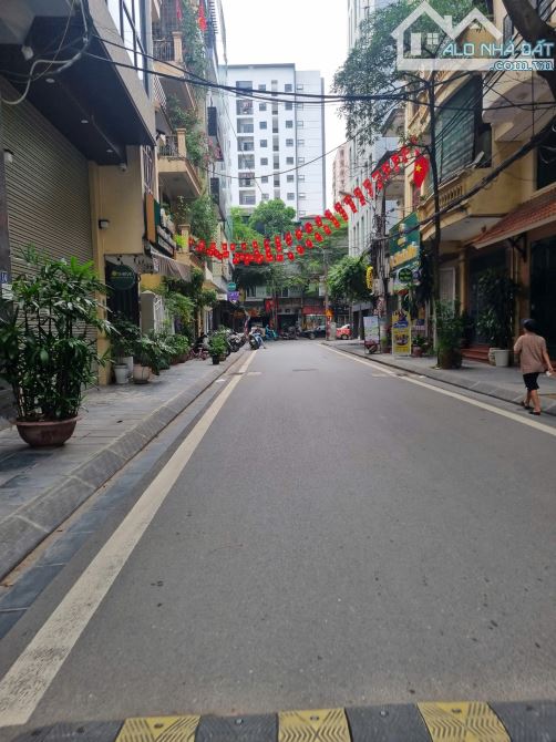 Bán nhà phố Trần Quang Diệu 76m2 mặt tiền 6.2m, 5 tầng ô tô đỗ 50m ra Hồ Hoàng Cầu - 1