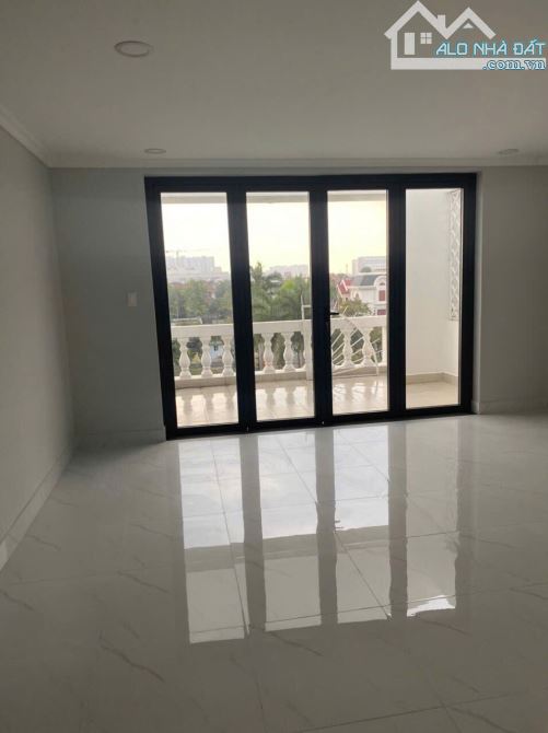 Mặt tiền KD kgu TÊN LỬA đường 32 nhà 4 tầng 5x20m 13.5 tỷ - 1