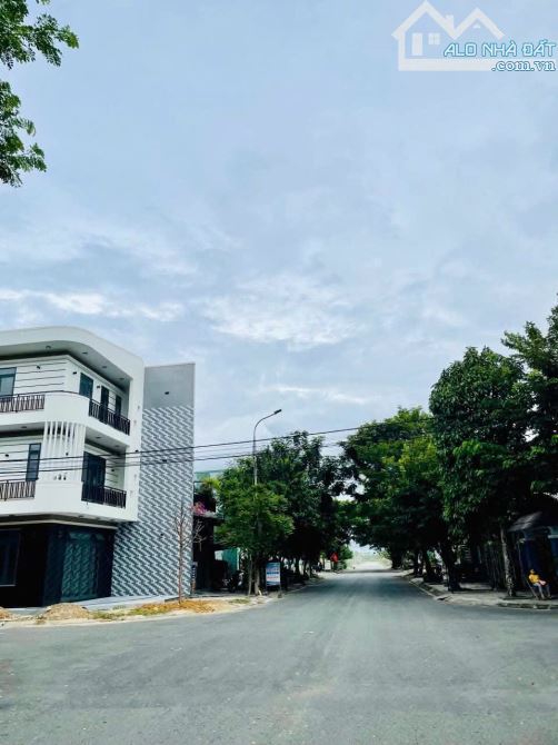 📌📌📌LÀM VIỆC TRỰC TIẾP GIÁ TỐT !!!bán lô mặt tiền trương công huấn - 1