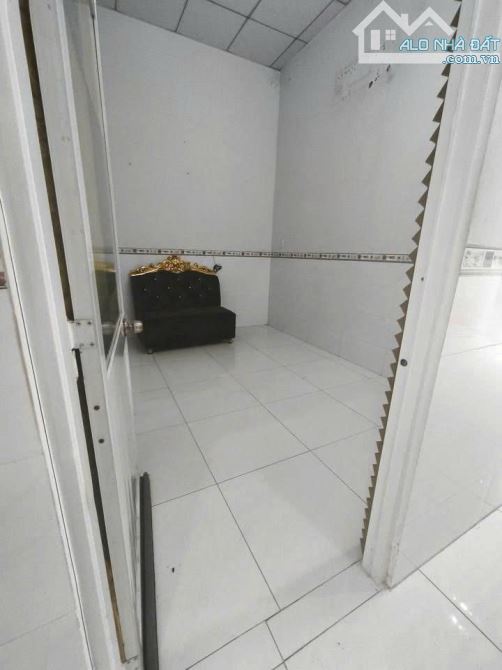 Ngay Sau Bến Xe An Sương Nhà 40m2 Có Sổ Riêng Ở Bà Điểm Giá 800 Triệu - 1