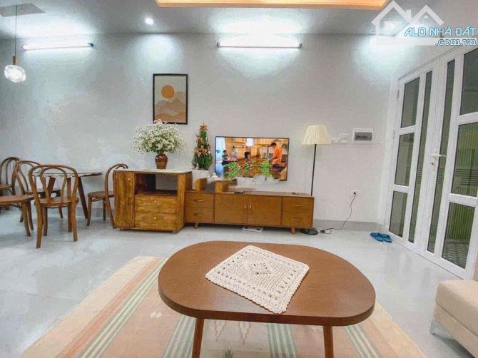 Biệt thự đơn lập Nguyễn Huy Tưởng, Thanh Xuân 265m² x 4 tầng, MT 10m, 88 tỷ đã hoàn thiện - 1
