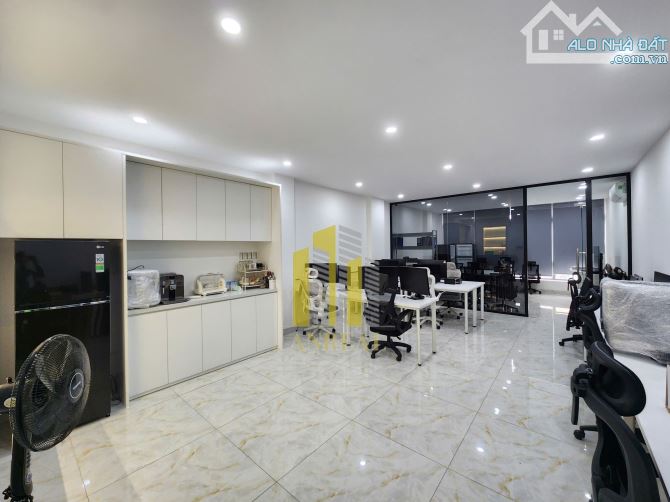 CHO THUÊ VĂN PHÒNG ĐẦY ĐỦ NỘI THẤT CHO 15 NHÂN VIÊN - GIÁ 15 TRIỆU - 1