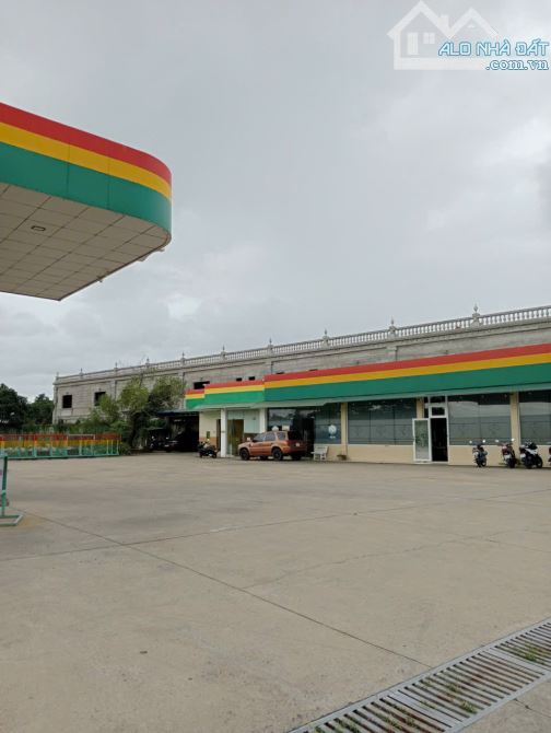 cho thuê mặt bằng kinh doanh có sẵn phần nhà xây dựng 2 lầu, tùy ý đầu tư thêm. - 1