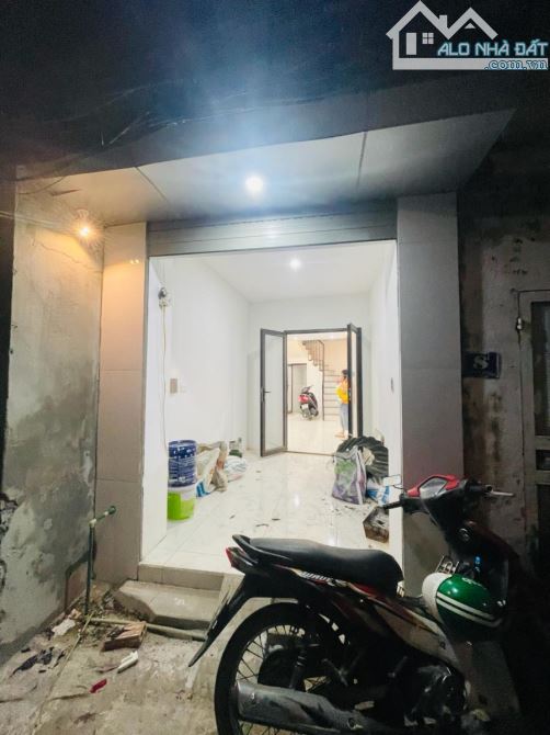 Bán nhà 2 tầng – Nguyễn Xiển – ngõ thông – 44m² – chỉ 1.95 tỷ - 1