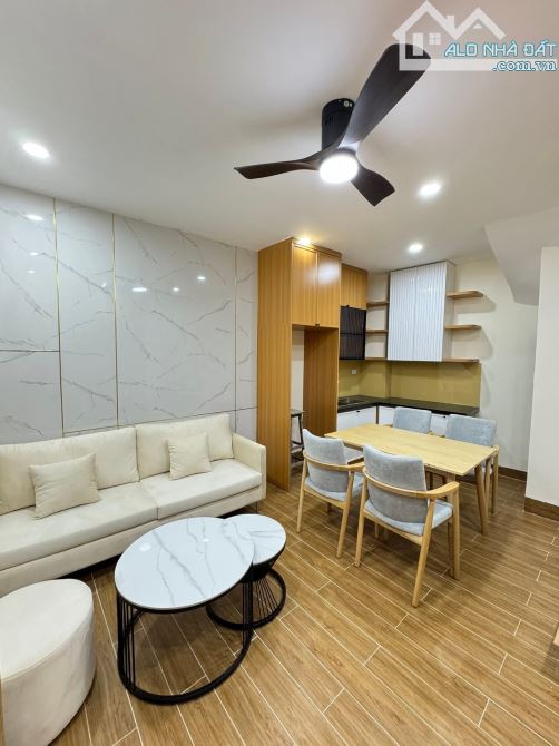 BÁN NHÀ KHÂM THIÊN-27m² -5T -MT 3.9m -6.X Tỷ – ĐỐNG ĐA  NHÀ ĐẸP HIẾM – FULL - 1