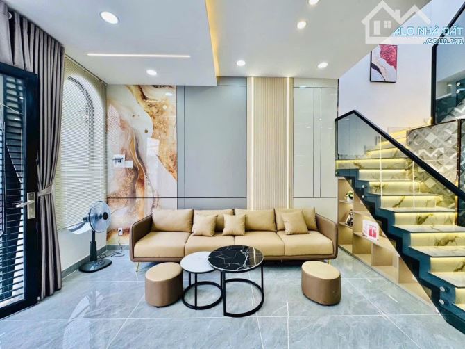 Nhà đẹp 1 trệt 2 lầu 50.6m2 ngay Bùi Thị Xuân, Tân Bình. Giá: 2.6 Tỷ. SHR, vị trí đắc địa - 1
