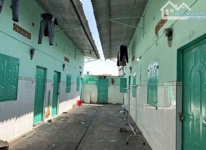 Chủ Gửi Bán Gấp Dãy Trọ 12 Phòng Full Khách ở KCN Trảng Bàng– Giá 800 Triệu – SHR - 1