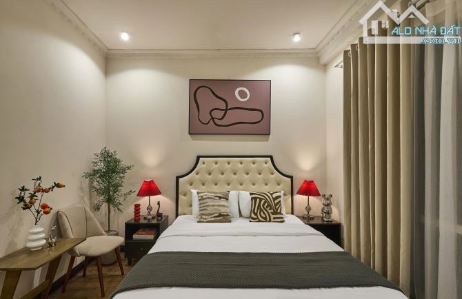 Sang nhượng khách sạn 3 sao Sân Bay - Tân Bình - 1