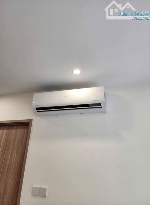 Quỹ căn SA1 Studio , 1PN, 2PN, 3PN sẵn vào ở ngày , xem nhà 24/7 Vinhome Smart City-Em Tú - 1
