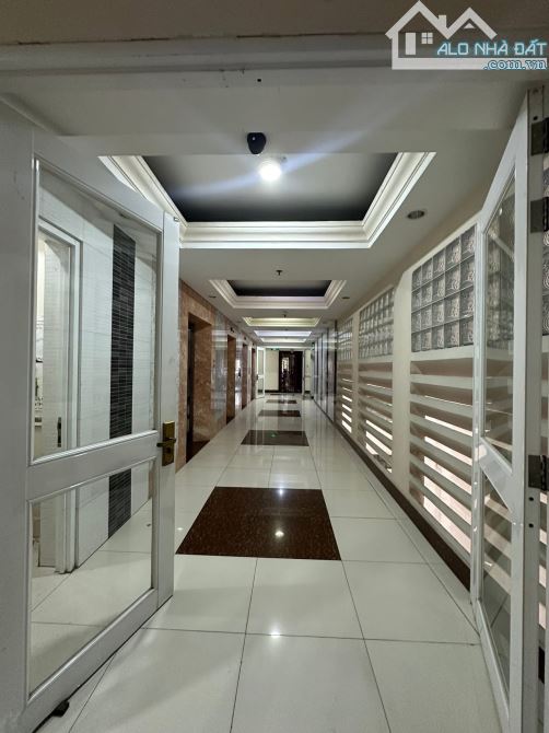 Chính chủ bán căn hộ chung cư Homyland 117m2 3pn 3wc sổ hồng riêng 5 tỷ 2 - 1