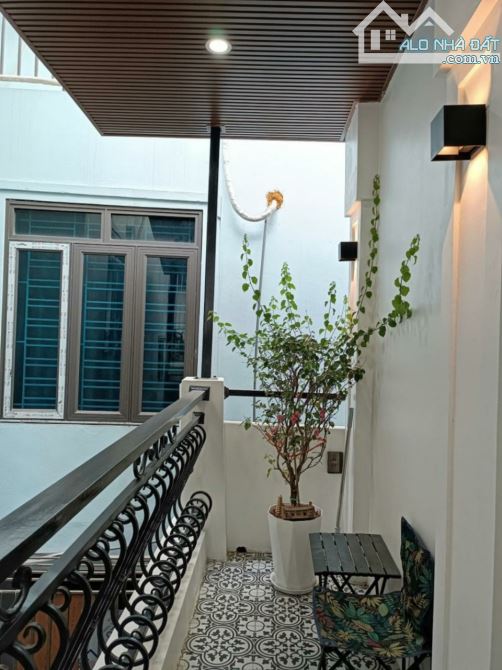 Bán nhà Đông Ngạc 48m2, mặt tiền 8m, 15m ô tô tránh, 6.4 tỷ - 1