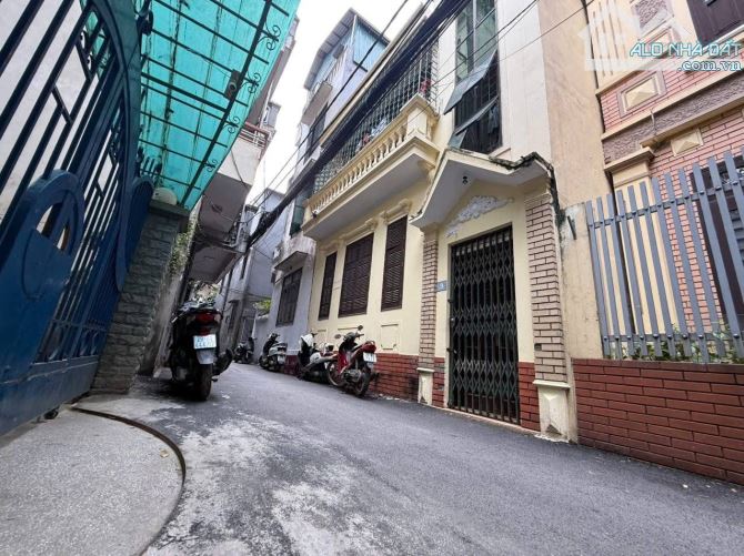 BÁN NHÀ PHỐ CHÍNH KINH THANH XUÂN  👉DT 66 m², 3 tầng, Mt 6.8 m 👉Giá 13.5 tỷ - 1