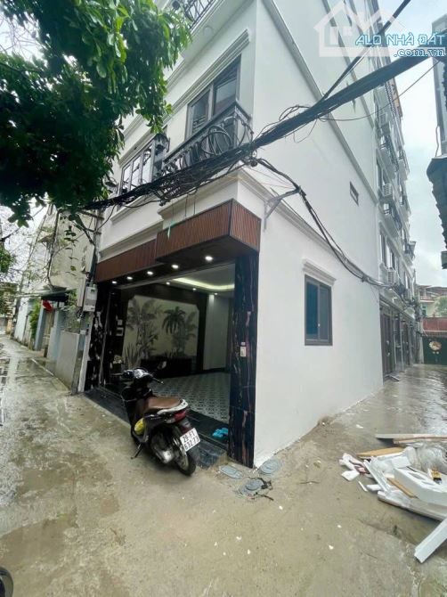 NHÀ ĐẸP LÔ GÓC – GARA Ô TÔ – THANG MÁY NGÔ GIA TỰ DT45M 6T GIÁ 9,2 TỶ - 1