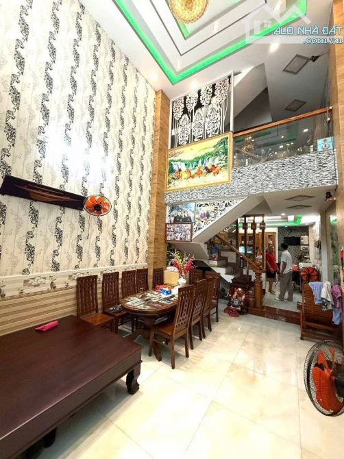 Bán gấp nhà 5 tầng  Phạm Văn Chiêu  P9 Gò Vấp Khu đồng bộ xe hơi vào nhà 4.2x15m Chỉ 7.8Tỷ - 1