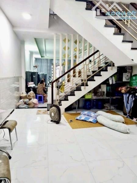 CỰC HIẾM SÁT MĂT TIỀN LÊ VĂN QUỚI- BÌNH TÂN-93M2 (4,7 x 18) x 2 TẦNG - HẺM 10M- 7TỈ 330TR - 1