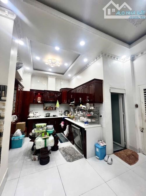 BÁN NHÀ 5 TẦNG KHU TÊN LỬA DT KHỦNG 412M2 THU NHẬP 150TR/TH - 1