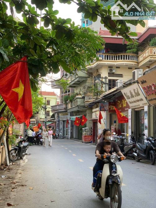 CỰC SỐC ! MẶT PHỐ DI ÁI DI TRẠCH HOÀI ĐỨC LÔ GÓC Ô TÔ KD 68M MT 7M NHỈNH 12TỶ NỞ HẬU. - 1