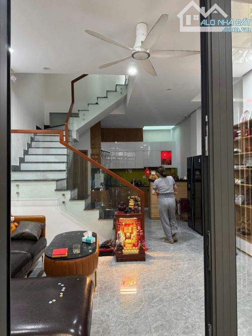 🏠 BÁN NHÀ 3 TẦNG – KIỆT 3M LÊ ĐÌNH THÁM – VỊ TRÍ VIP HẢI CHÂU - 1